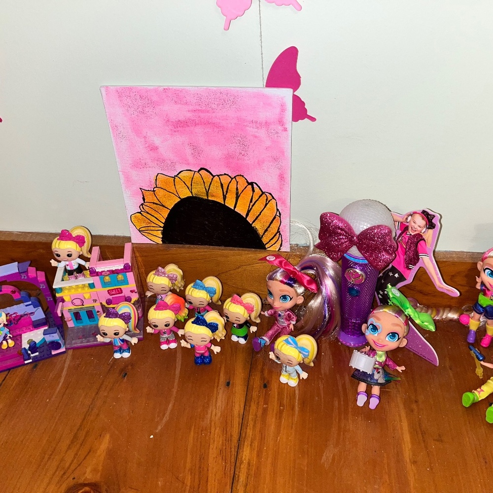Jojo siwa toys